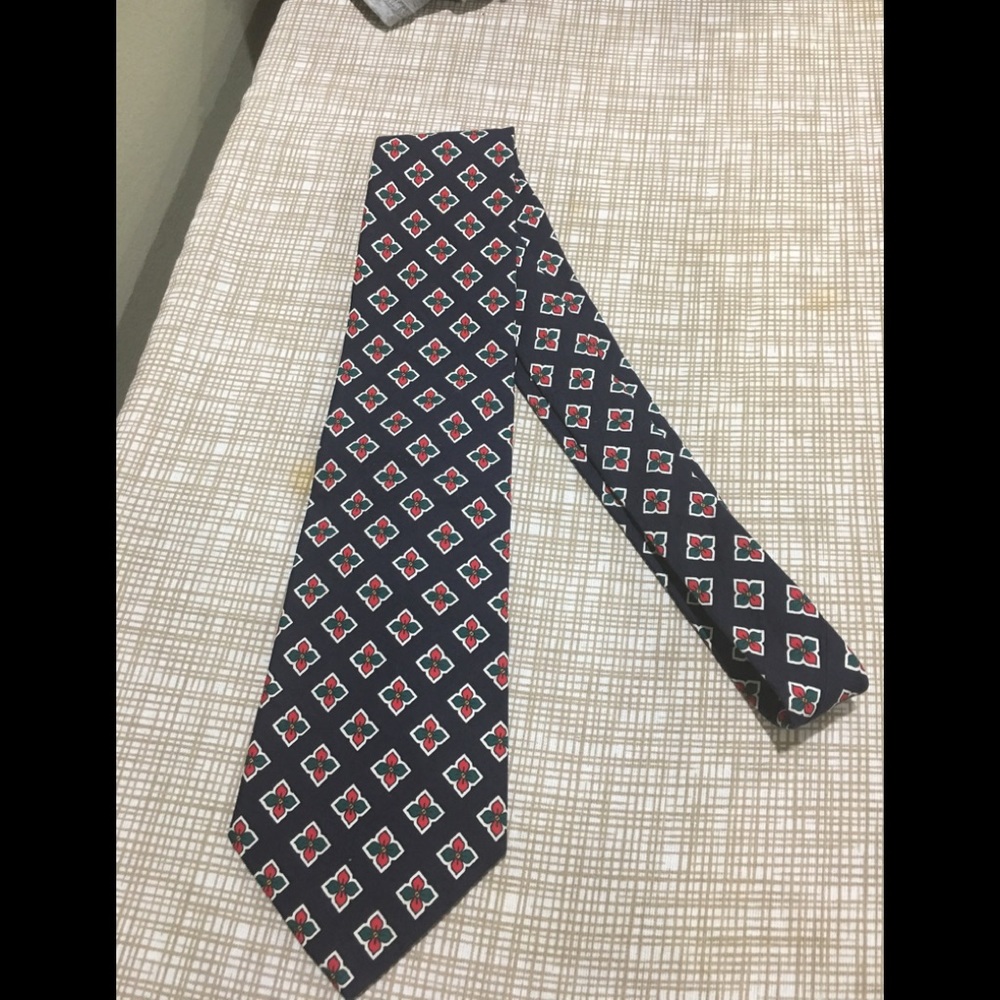 GAP Tie